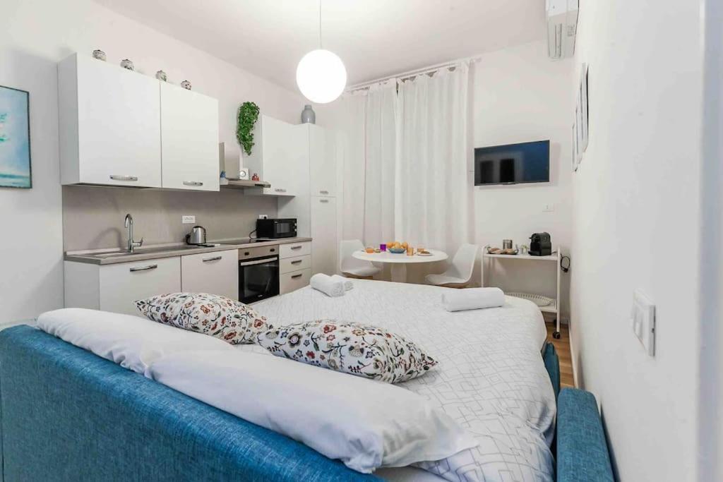 Moderno Nel Cuore Dei Navigli Appartement